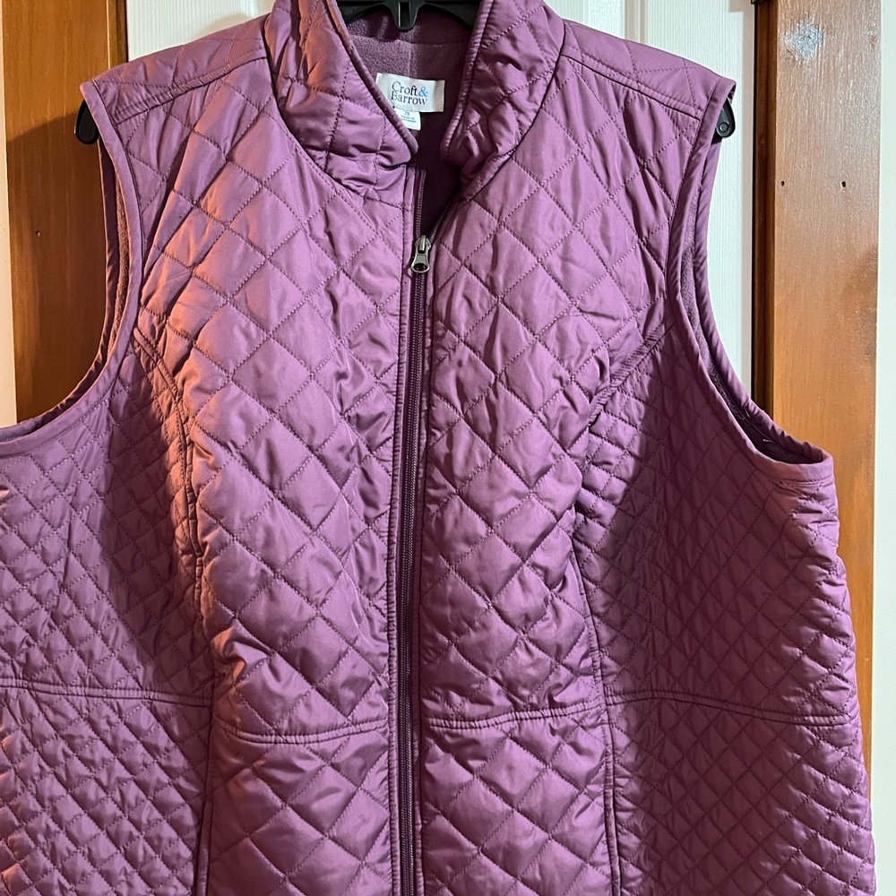 Croft and Barrow vest